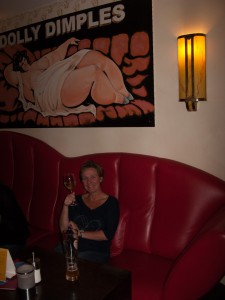 De tekst erboven: Popje met kuiltjes De tekst erboven: Popje met kuiltjes