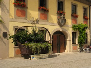 De grootste gevlochten mand van de wereld